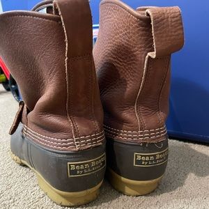 L.L. Bean Mens size 11 Pull-on Bean Boot